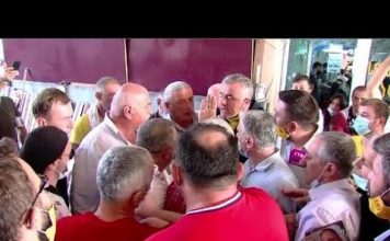 დაპირისპირება ქობულეთში – “ლელოს” აქტივისტებს ბაზრის თანამშრომლები დაუპირისპირდნენ | 12.10.2020