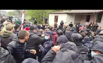 აქციის მონაწილეები ნამახვანში შეშვებას და კარვებისთვის ალტერნატიულ ფართს ითხოვენ | 12.04.2021