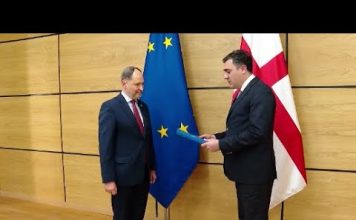 ილია დარჩიაშვილმა ევროკავშირის ელჩს ევროკომისიისთვის განკუთვნილი ანგარიში გადასცა | 19.04.2023