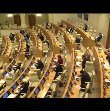 არავინ აპირებს, დაგითმოთ ეს ქვეყანა! – მწვავე განცხადებები სესიაზე | 16.05.2023