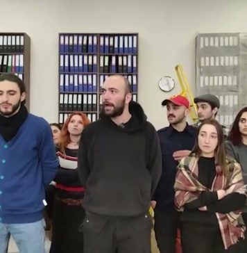 თსუ-ს კანცელარია მე-4 დღეა ბლოკირებულია – სტუდენტები მოსალოდნელი პროვოკაციების შესახებ საუბრობენ | 29.01.2024