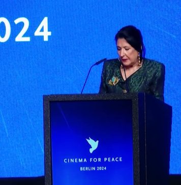 მშვიდობა, დემოკრატია, მსოფლიოში სასწორზე დევს, ეს საქართველოზე უკეთ ცოტამ თუ იცის – პრეზიდენტი | 20.02.2024