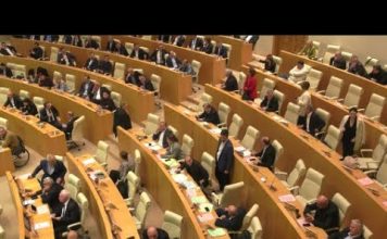 ხმაურიანი პროექტის განხილვა პარლამენტში — „გირჩმა“ და „ოცნებამ“ სავალდებულო გენდერული კვოტა გააუქმეს | 04.04.2024