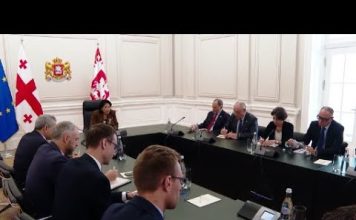 პრეზიდენტმა დიპლომატიური კორპუსის წარმომადგენლებთან ქვეყანაში განვითარებული მოვლენები განიხილა | 17.04.2024